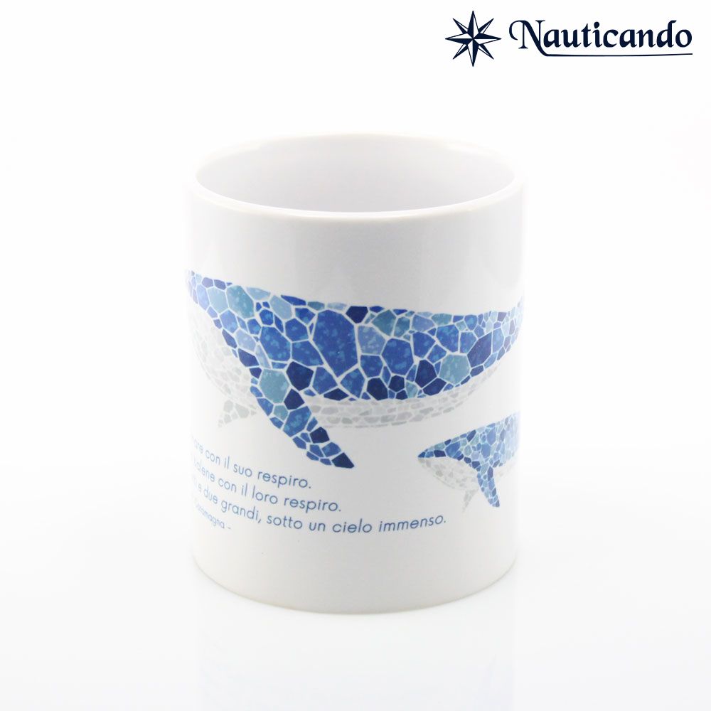 Tazza decorata con balene a mosaico - immagine 3